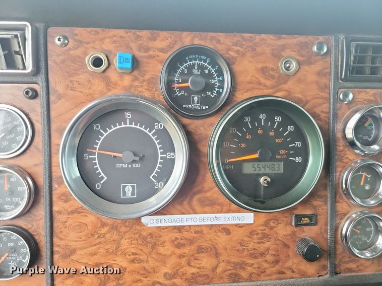 image for item ML9498 2000 Kenworth W900  dump truck