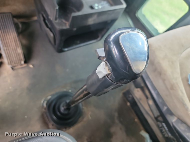 image for item ML9498 2000 Kenworth W900  dump truck