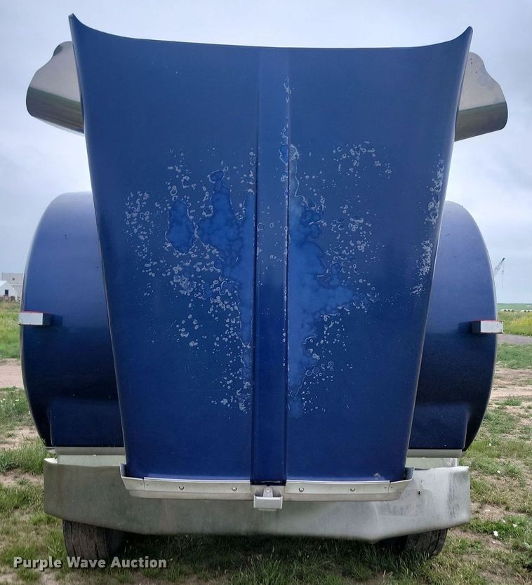 image for item ML9498 2000 Kenworth W900  dump truck