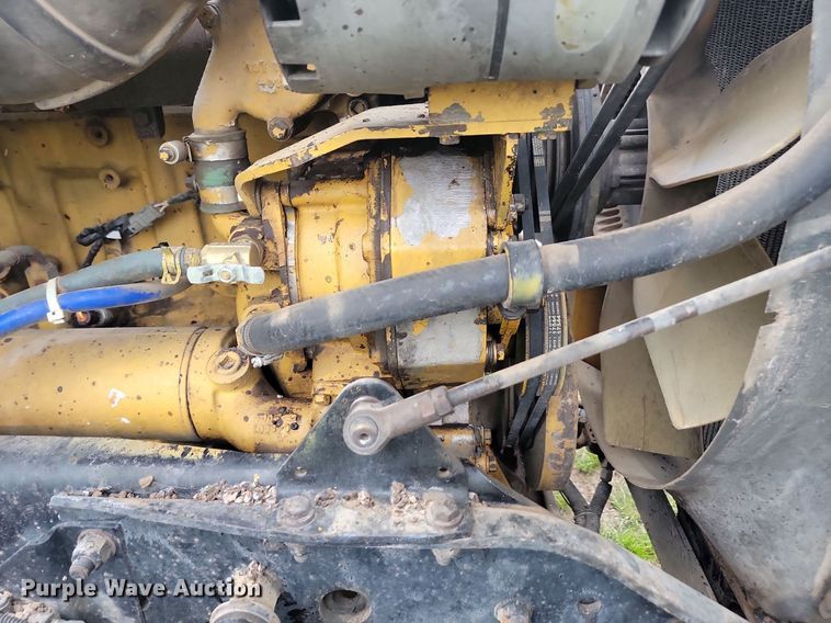 image for item ML9498 2000 Kenworth W900  dump truck