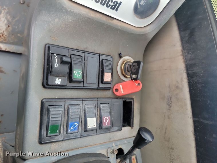 image for item ML9499 2004 Bobcat 442A  mini excavator