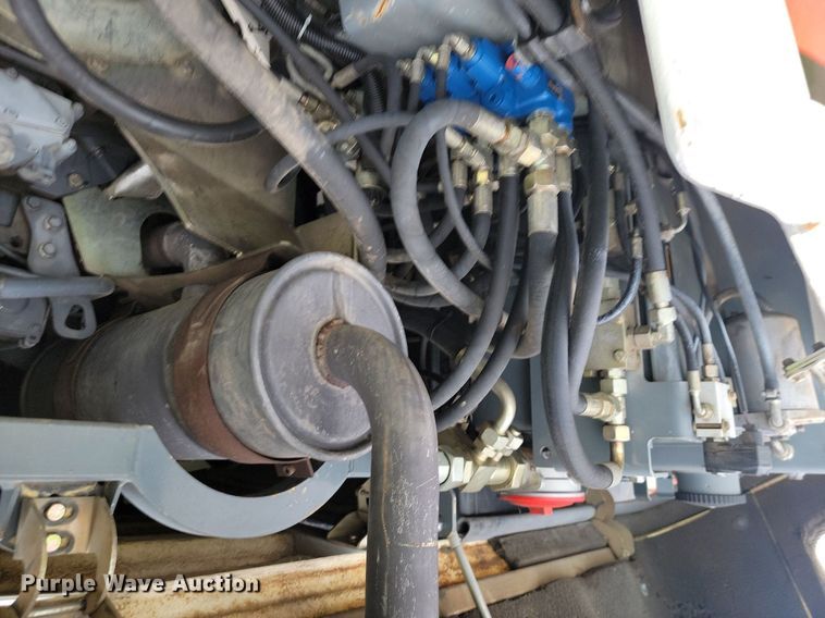 image for item ML9499 2004 Bobcat 442A  mini excavator