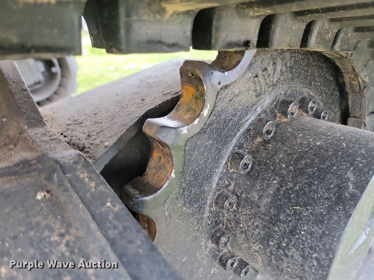 image for item ML9499 2004 Bobcat 442A  mini excavator