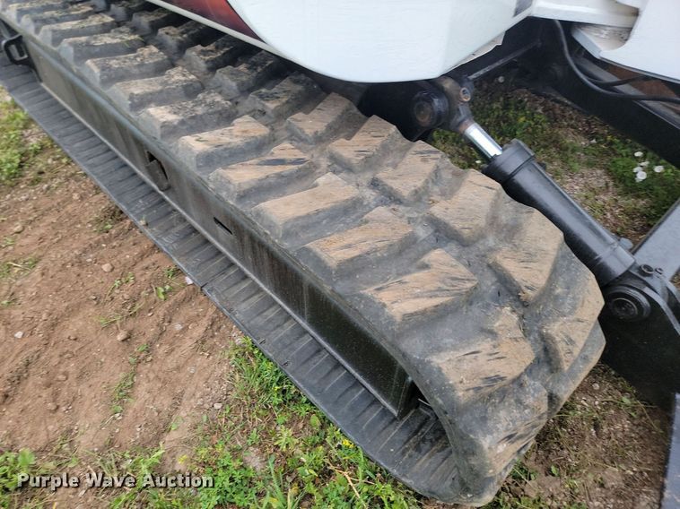 image for item ML9499 2004 Bobcat 442A  mini excavator