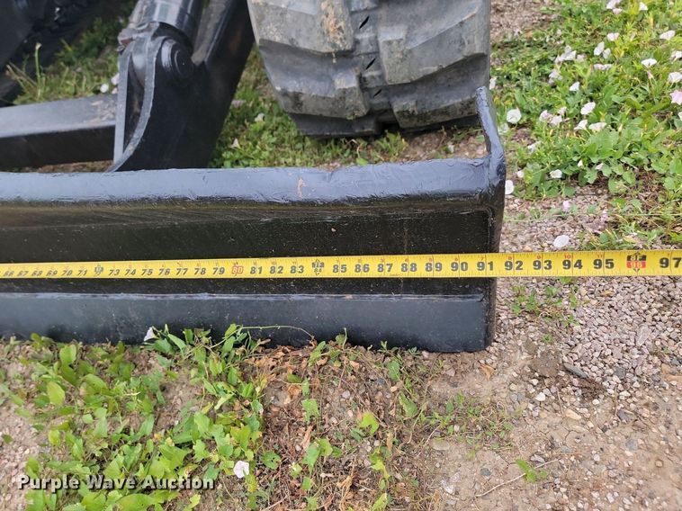 image for item ML9499 2004 Bobcat 442A  mini excavator