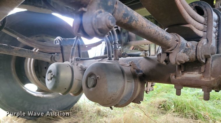 image for item ML9500 2000 Truck Equipment Services Pup 40x6  end dump pup trailer