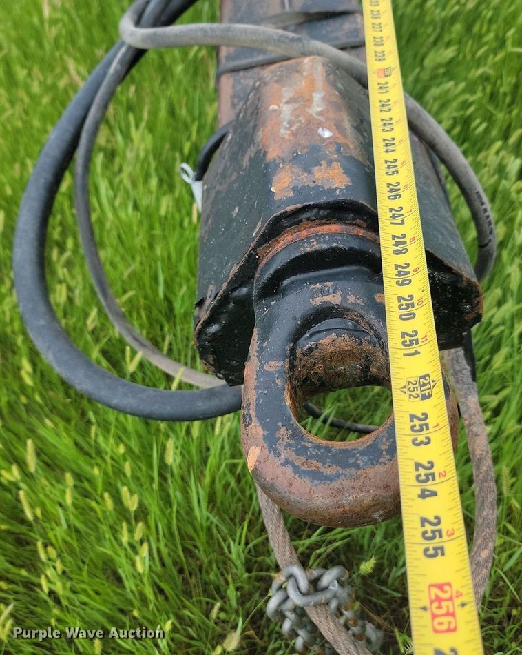 image for item ML9500 2000 Truck Equipment Services Pup 40x6  end dump pup trailer