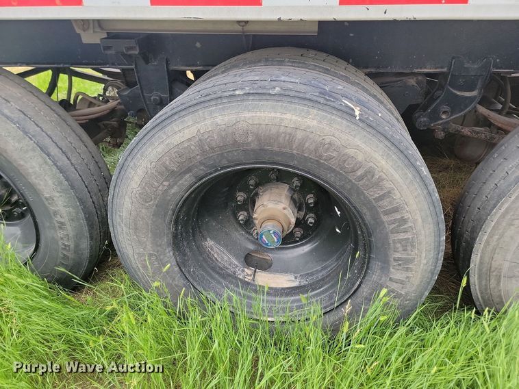 image for item ML9500 2000 Truck Equipment Services Pup 40x6  end dump pup trailer