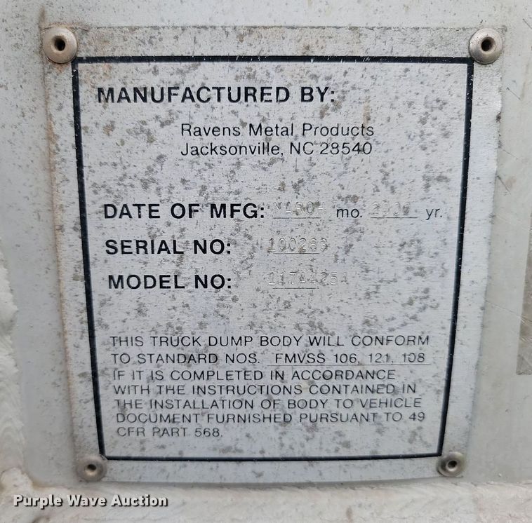 image for item ML9500 2000 Truck Equipment Services Pup 40x6  end dump pup trailer