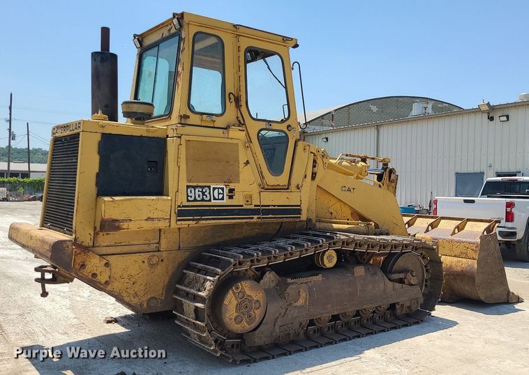 image for item MO9906 1994 Caterpillar 963 LGP  track loader