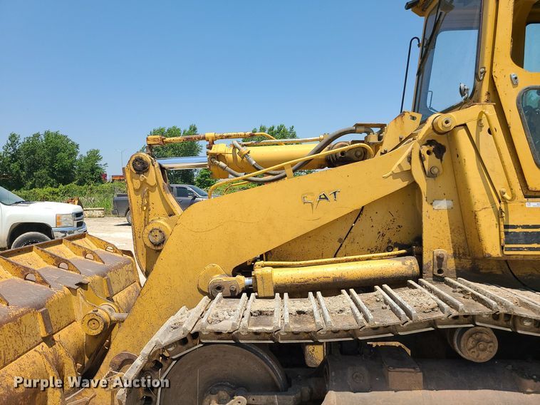 image for item MO9906 1994 Caterpillar 963 LGP  track loader