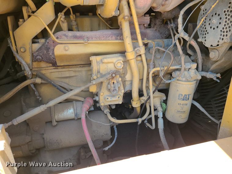 image for item MO9906 1994 Caterpillar 963 LGP  track loader