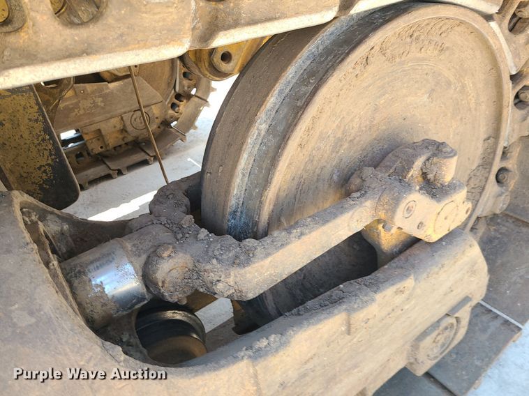 image for item MO9906 1994 Caterpillar 963 LGP  track loader