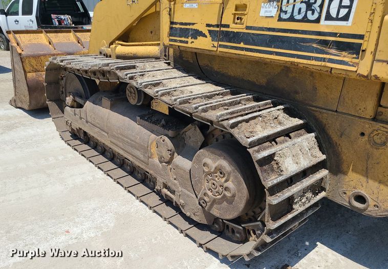 image for item MO9906 1994 Caterpillar 963 LGP  track loader