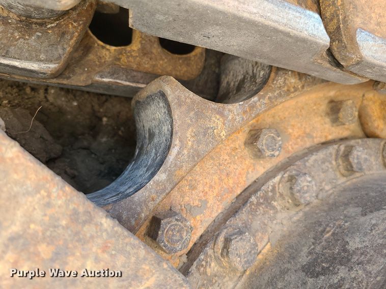 image for item MO9906 1994 Caterpillar 963 LGP  track loader