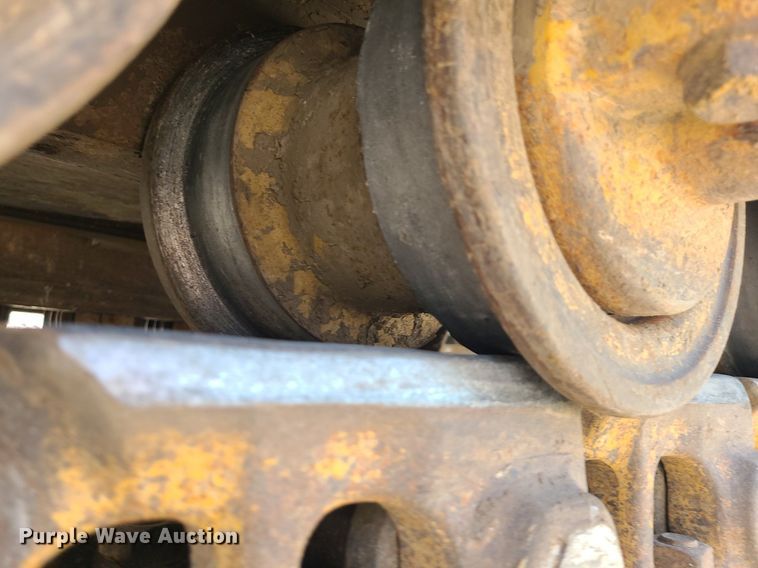 image for item MO9906 1994 Caterpillar 963 LGP  track loader