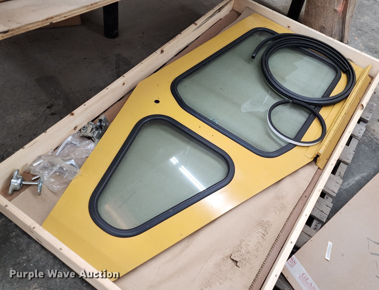 image for item MO9906 1994 Caterpillar 963 LGP  track loader