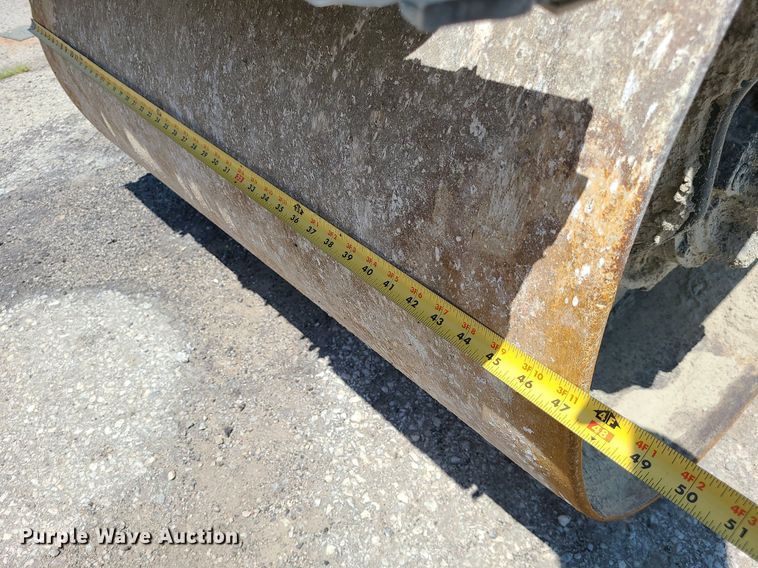 image for item MO9908 Wacker Neuson RD27  double drum vibratory roller