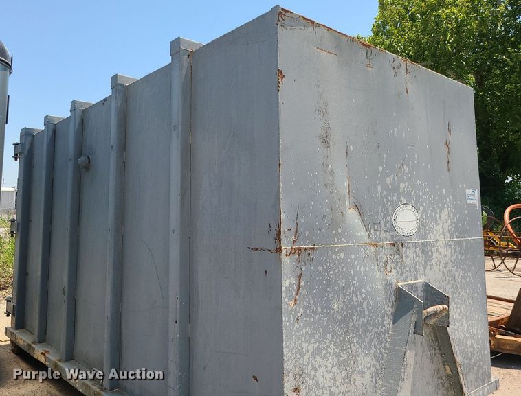 image for item MO9909 Hook lift bed