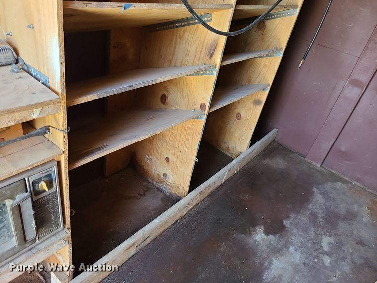 image for item MO9909 Hook lift bed