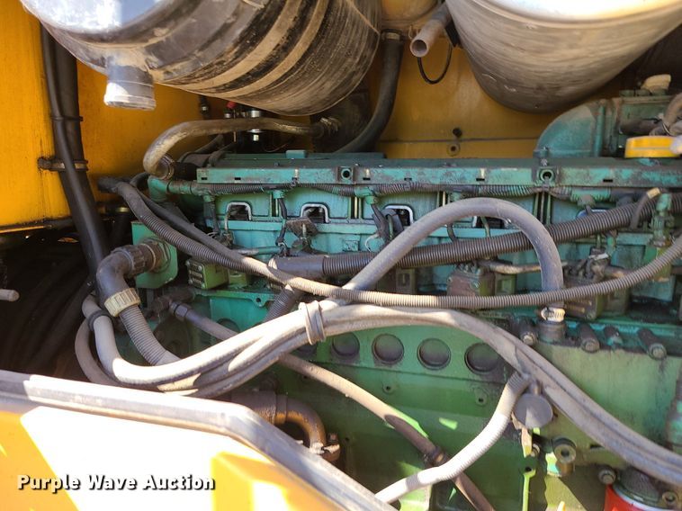 image for item MO9921 2004 Volvo L120E  wheel loader