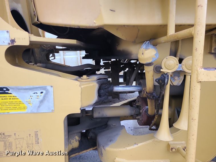 image for item MO9963 1991 Caterpillar 926E wheel loader