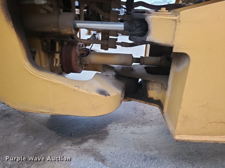 image for item MO9963 1991 Caterpillar 926E wheel loader