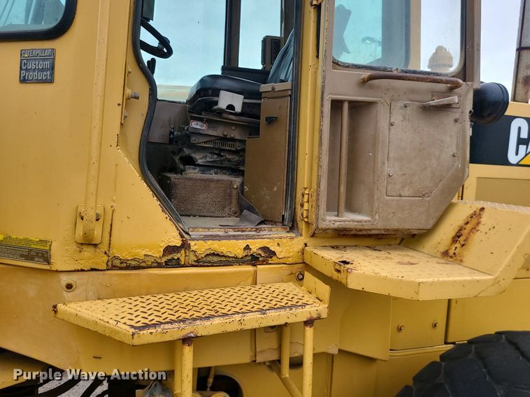 image for item MO9963 1991 Caterpillar 926E wheel loader