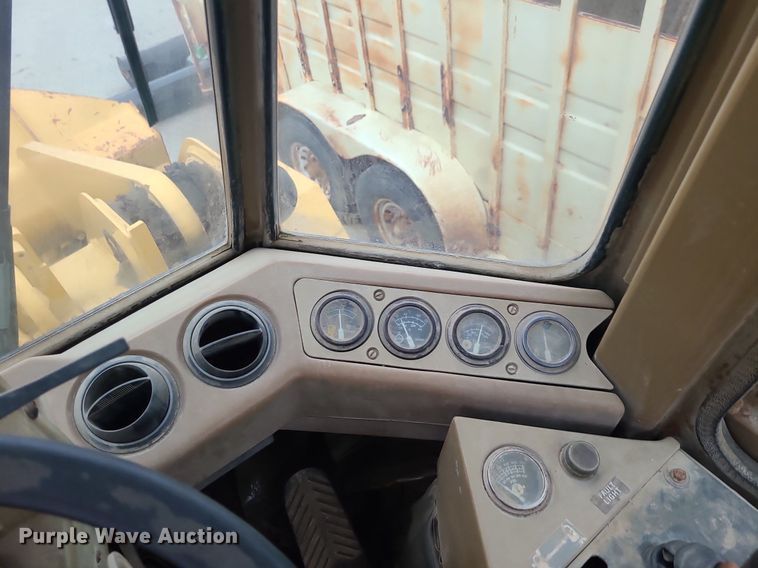 image for item MO9963 1991 Caterpillar 926E wheel loader