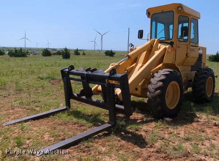 image for item MY9351 1980 John Deere 444  wheel loader