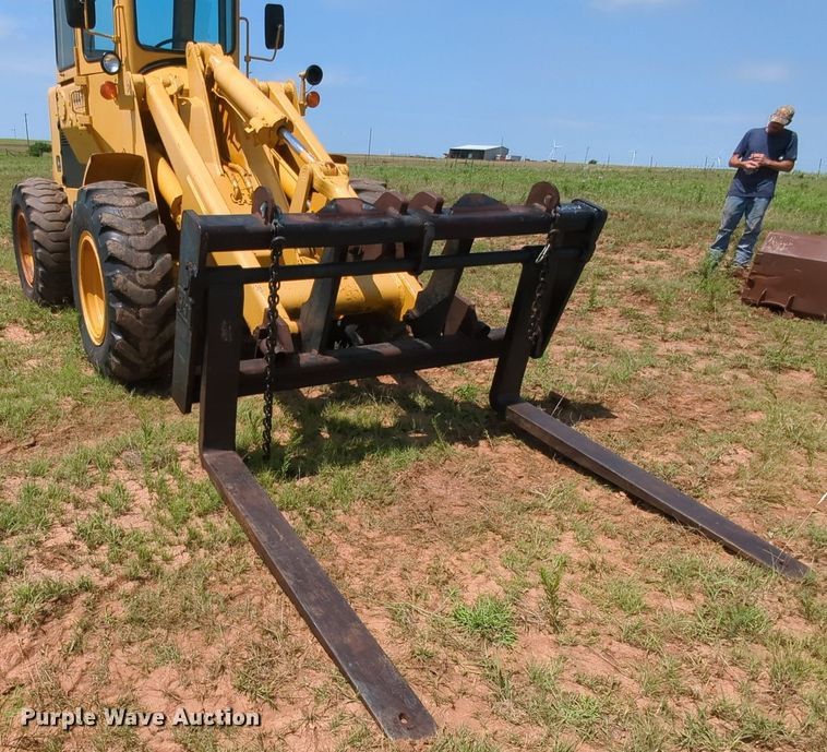 image for item MY9351 1980 John Deere 444  wheel loader