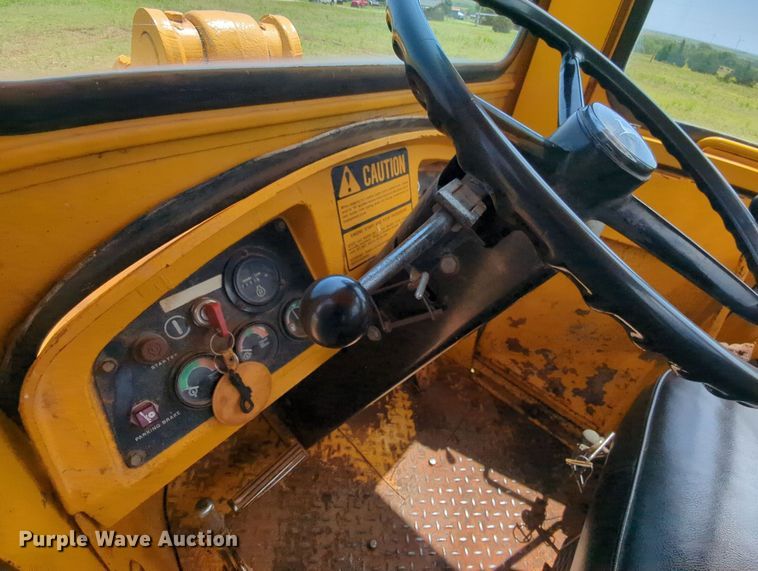 image for item MY9351 1980 John Deere 444  wheel loader