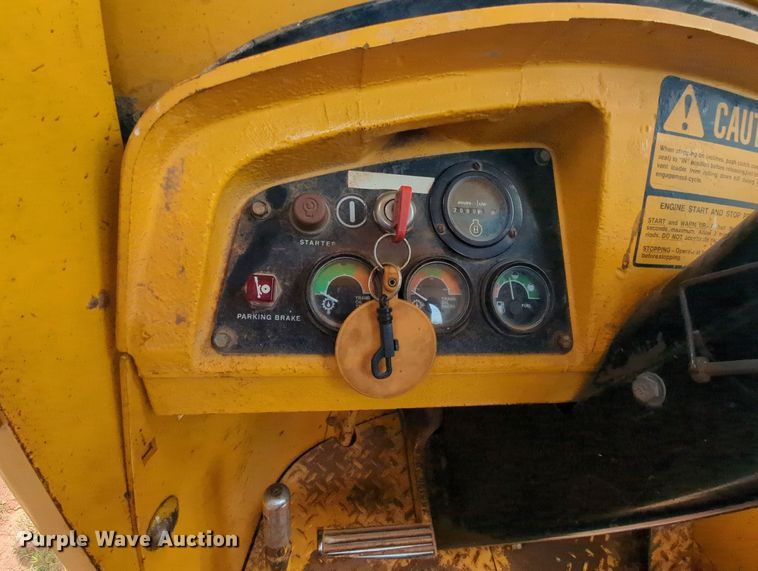 image for item MY9351 1980 John Deere 444  wheel loader
