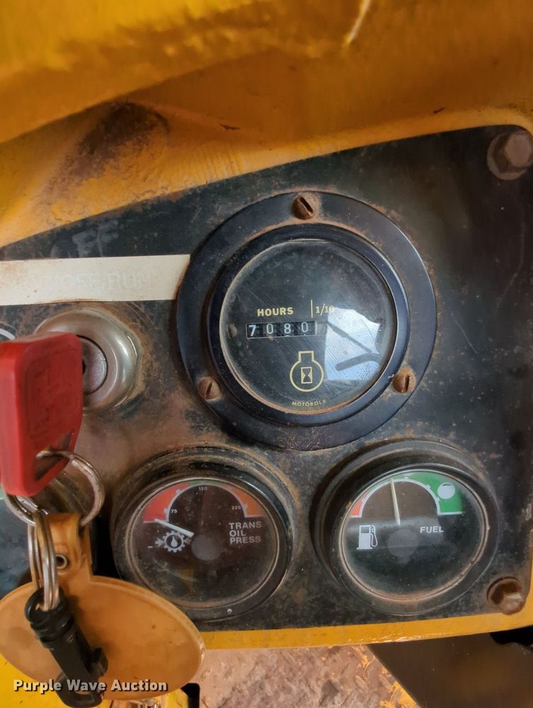 image for item MY9351 1980 John Deere 444  wheel loader