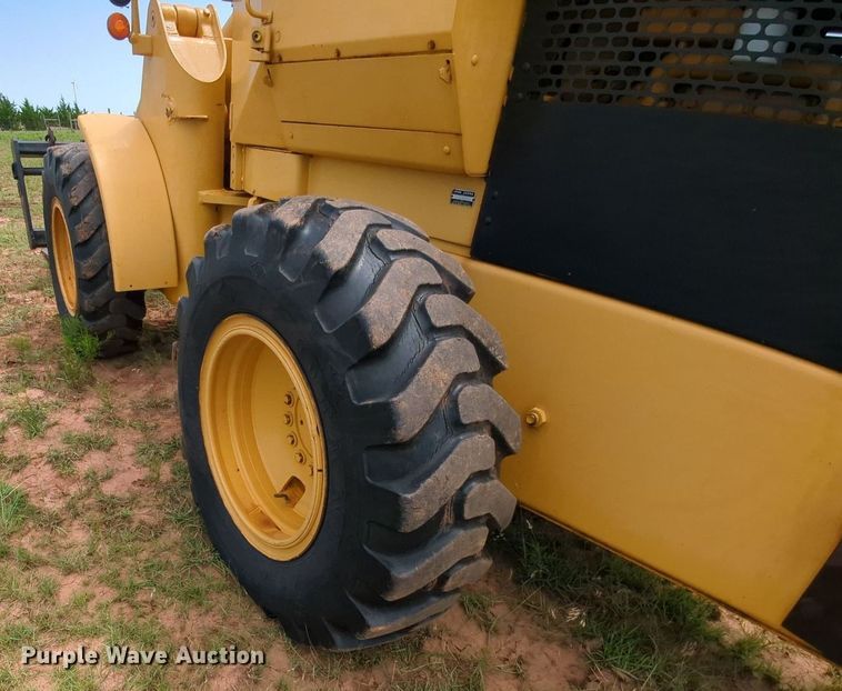 image for item MY9351 1980 John Deere 444  wheel loader
