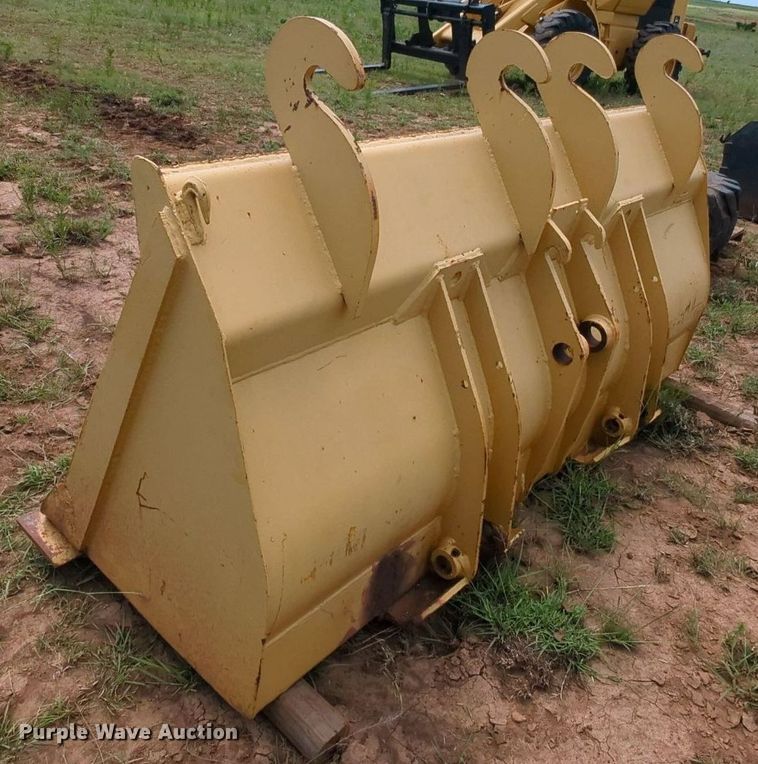 image for item MY9351 1980 John Deere 444  wheel loader