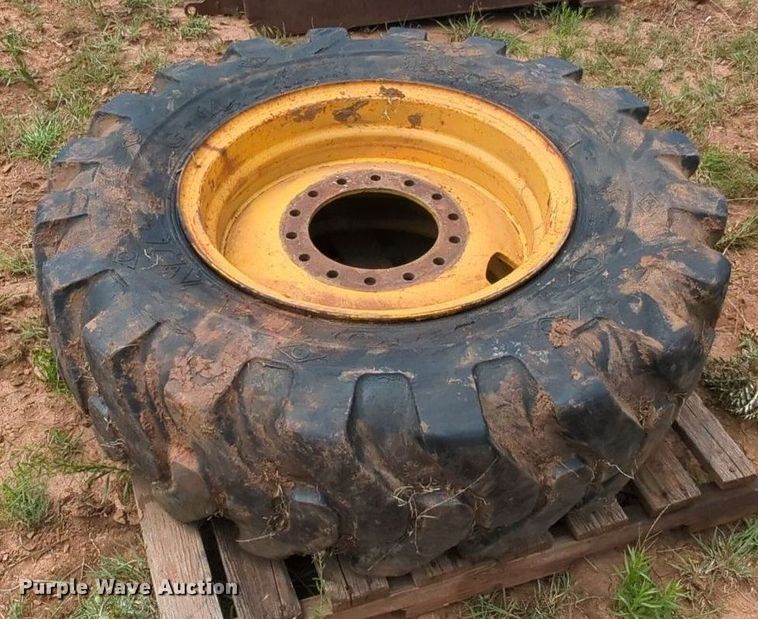 image for item MY9351 1980 John Deere 444  wheel loader