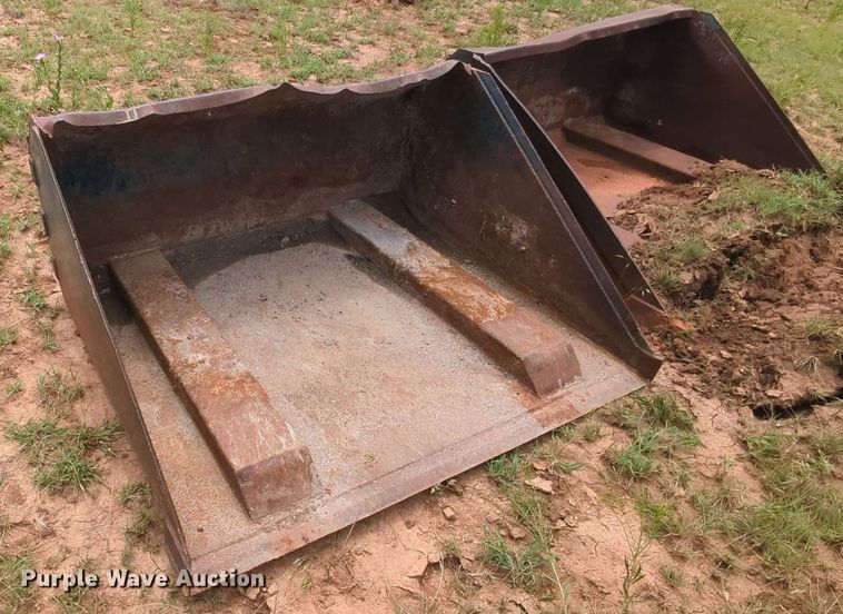 image for item MY9351 1980 John Deere 444  wheel loader