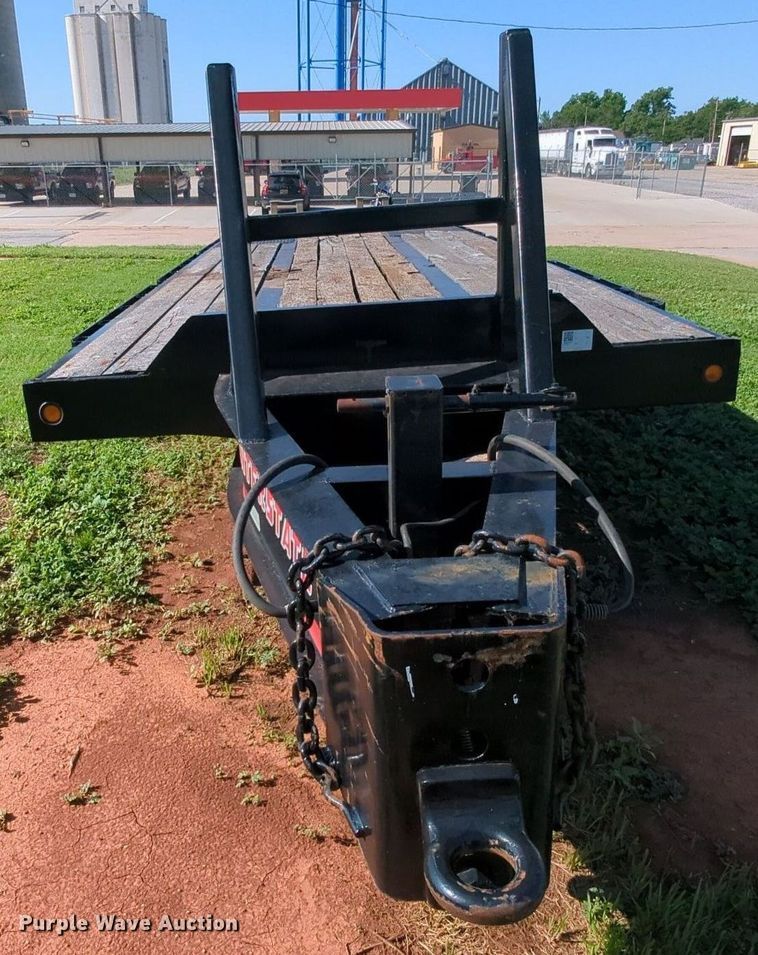 image for item MY9356 1986 Interstate 44DA  equipment trailer