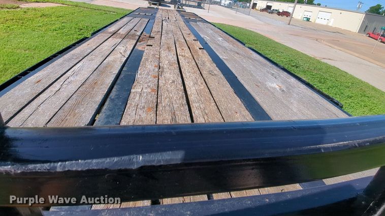 image for item MY9356 1986 Interstate 44DA  equipment trailer