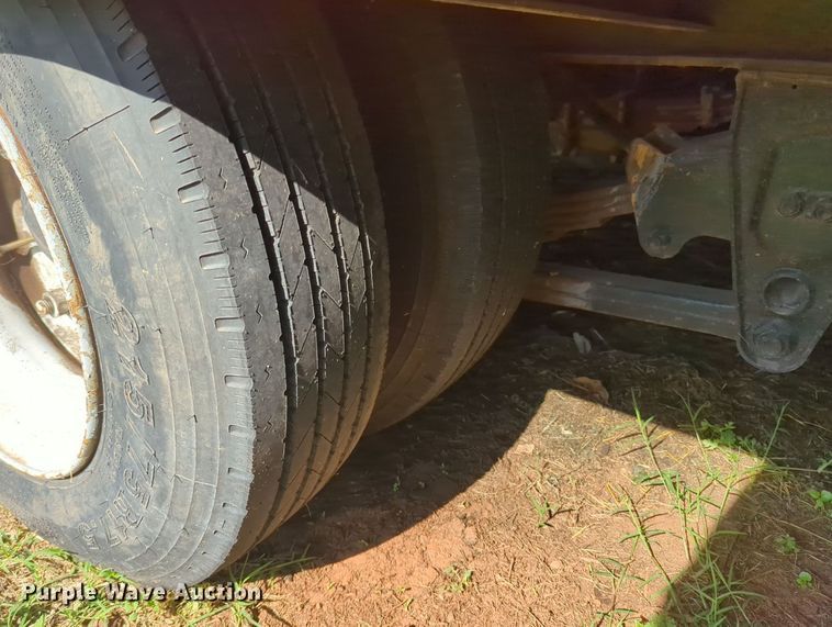 image for item MY9356 1986 Interstate 44DA  equipment trailer