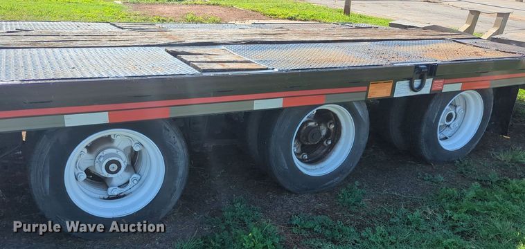 image for item MY9356 1986 Interstate 44DA  equipment trailer