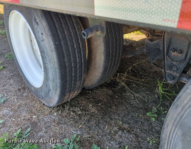 image for item MY9356 1986 Interstate 44DA  equipment trailer