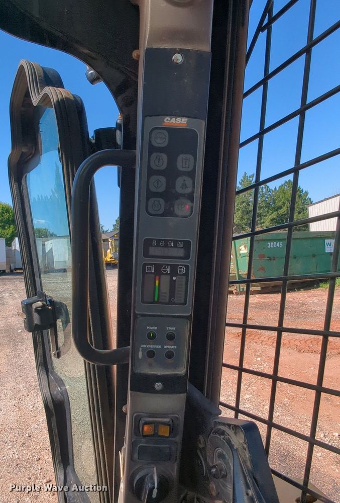 image for item MY9357 2011 Case TV380  tracked skid steer loader