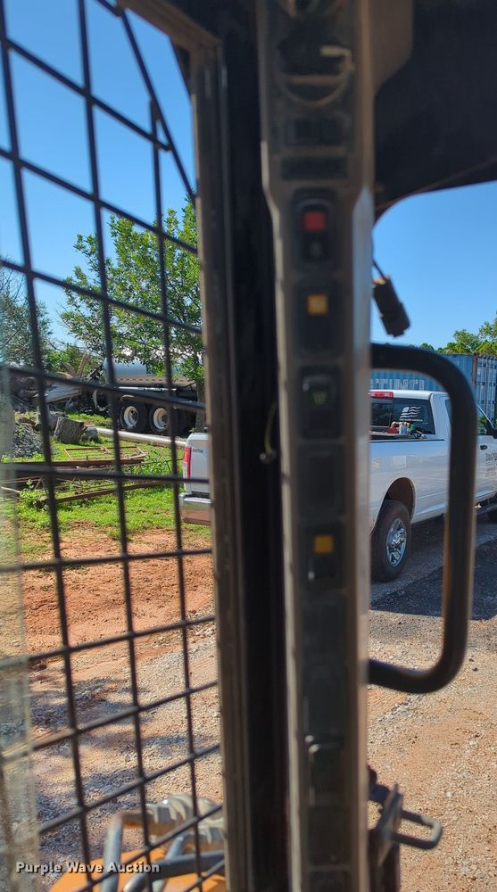 image for item MY9357 2011 Case TV380  tracked skid steer loader