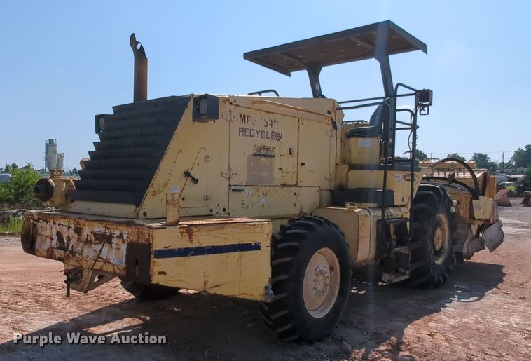 image for item MY9389 2005 Bomag MPH454R  soil stabilizer / recycler