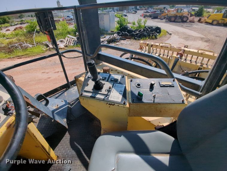 image for item MY9389 2005 Bomag MPH454R  soil stabilizer / recycler