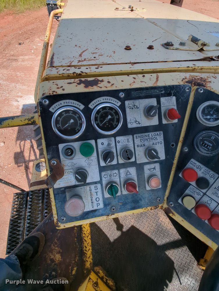 image for item MY9389 2005 Bomag MPH454R  soil stabilizer / recycler