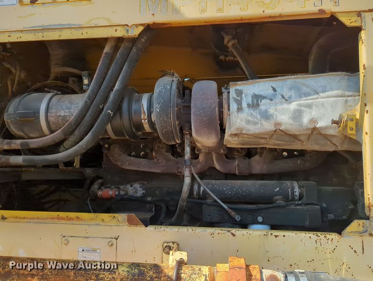 image for item MY9389 2005 Bomag MPH454R  soil stabilizer / recycler