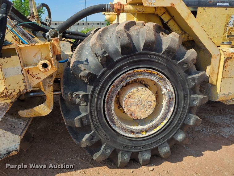 image for item MY9389 2005 Bomag MPH454R  soil stabilizer / recycler